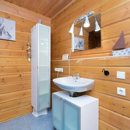 Chalet Vintage Chalet In Near The Forest